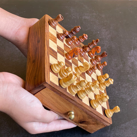 mini travel chess set